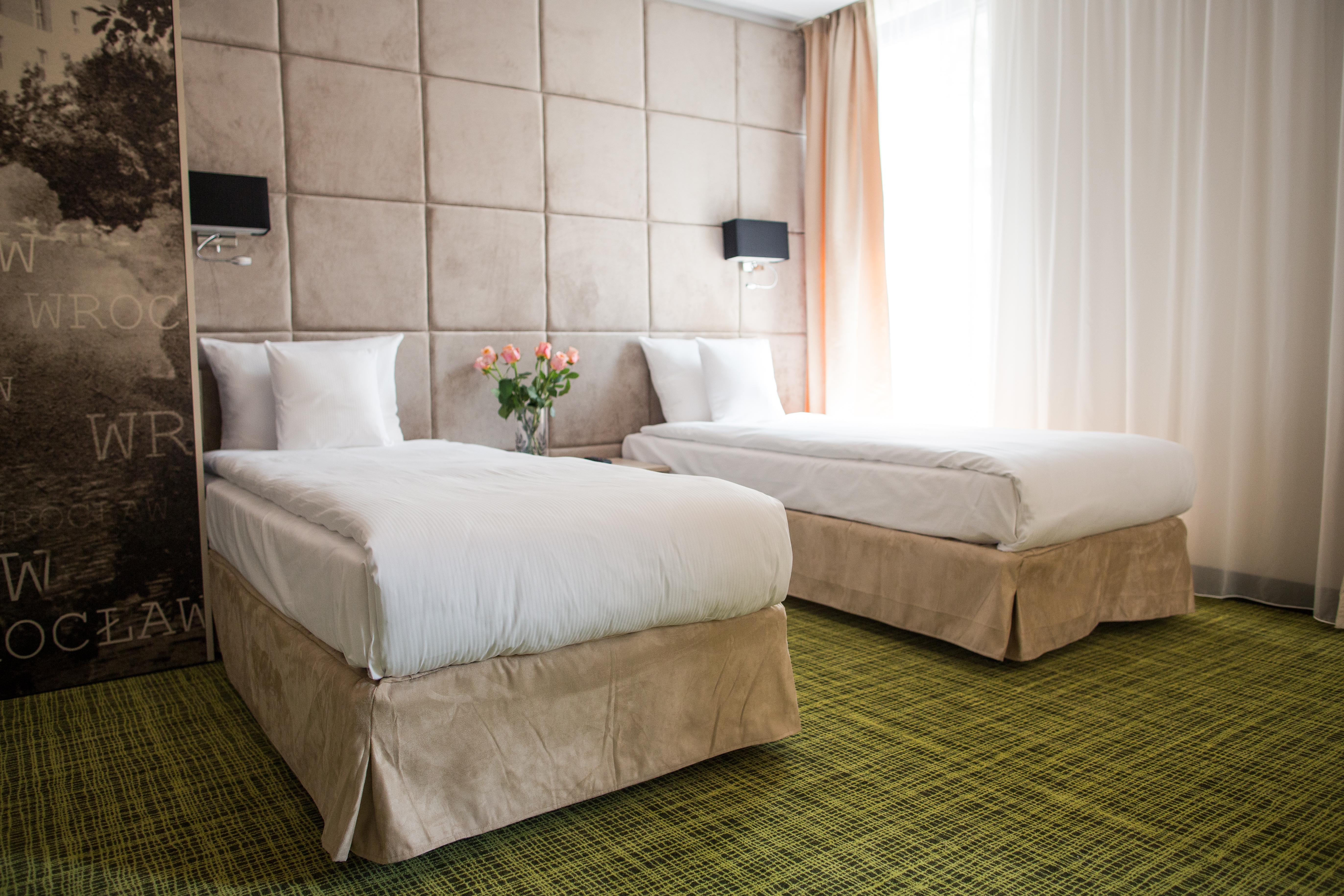 Citi Hotel'S วรอตซวาฟ ภายนอก รูปภาพ