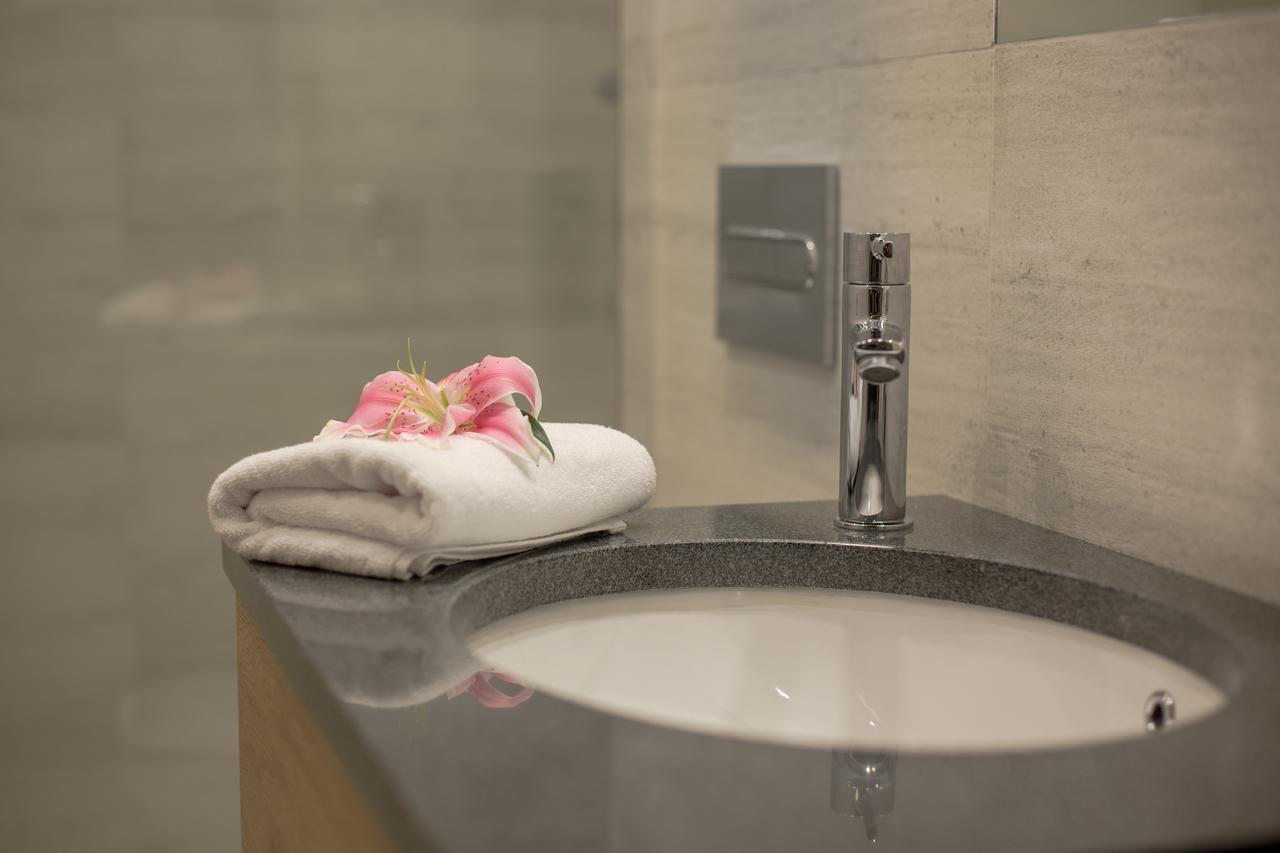Citi Hotel'S วรอตซวาฟ ภายนอก รูปภาพ
