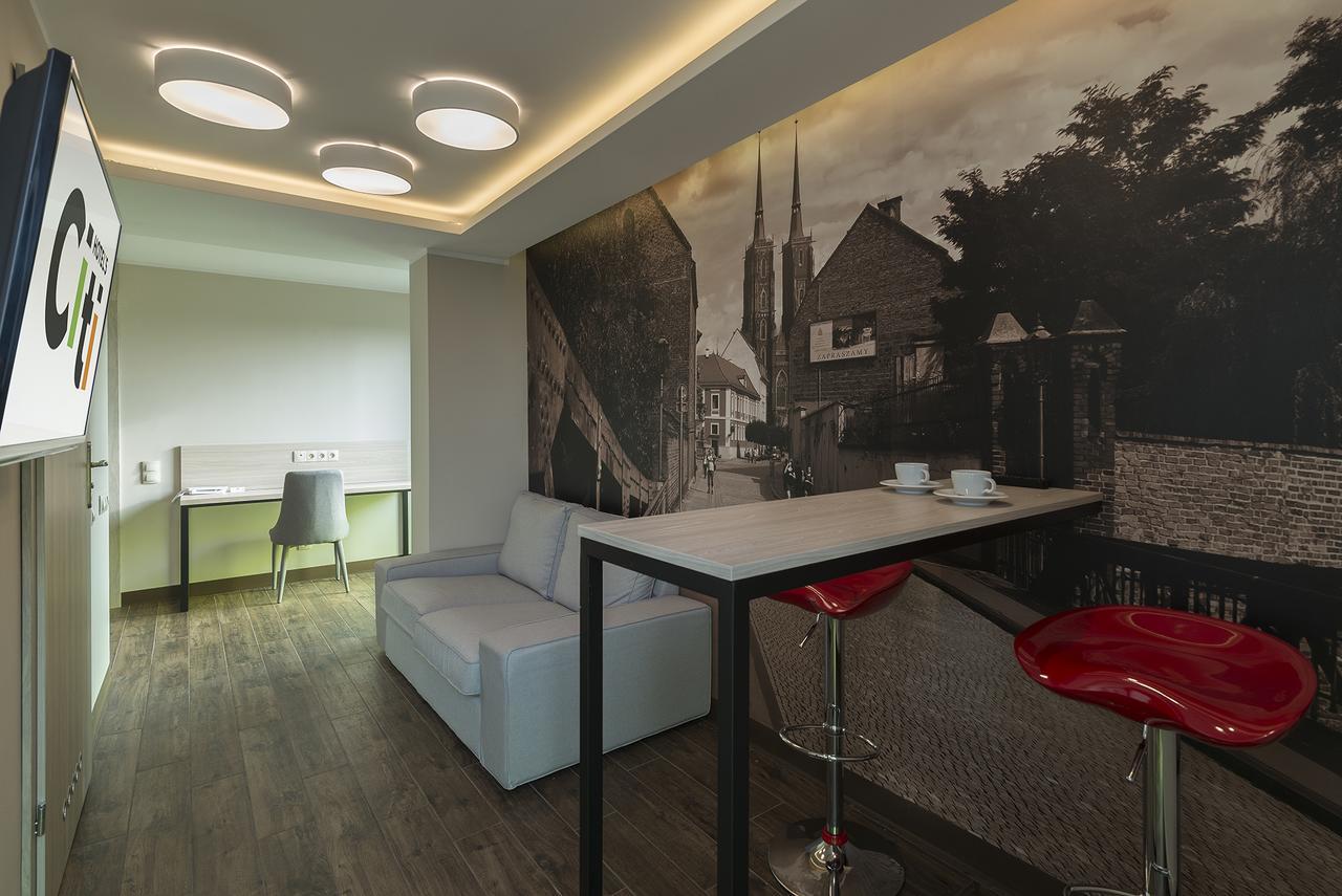 Citi Hotel'S วรอตซวาฟ ภายนอก รูปภาพ